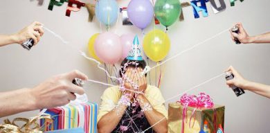 Сюрприз хлопцеві на День народження: кращі способи здивувати коханого