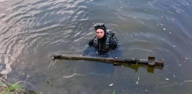 У річці на Сумщині виявили переносний зенітно-ракетний комплекс «Ігла»