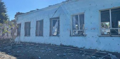В Есманській громаді внаслідок обстрілів розбита школа та сільгосппідприємство