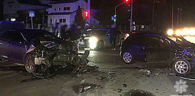 У Сумах в аварії на перехресті постраждали дві жінки