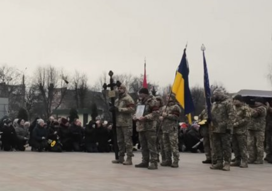 Конотопщина попрощалася із загиблим захисником Русланом Забіякою