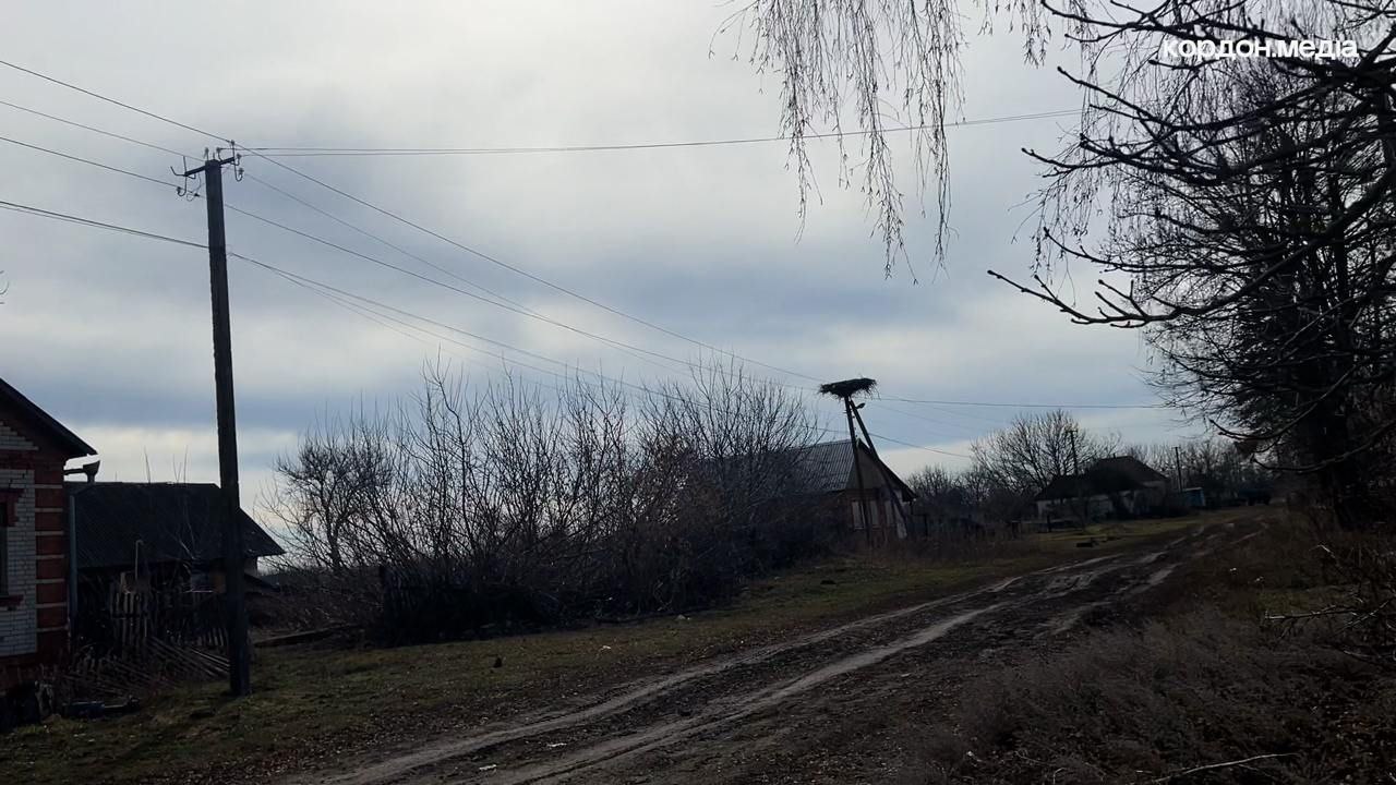 Фото з прикордонного Миропілля, яке потерпає від ворожих обстрілів