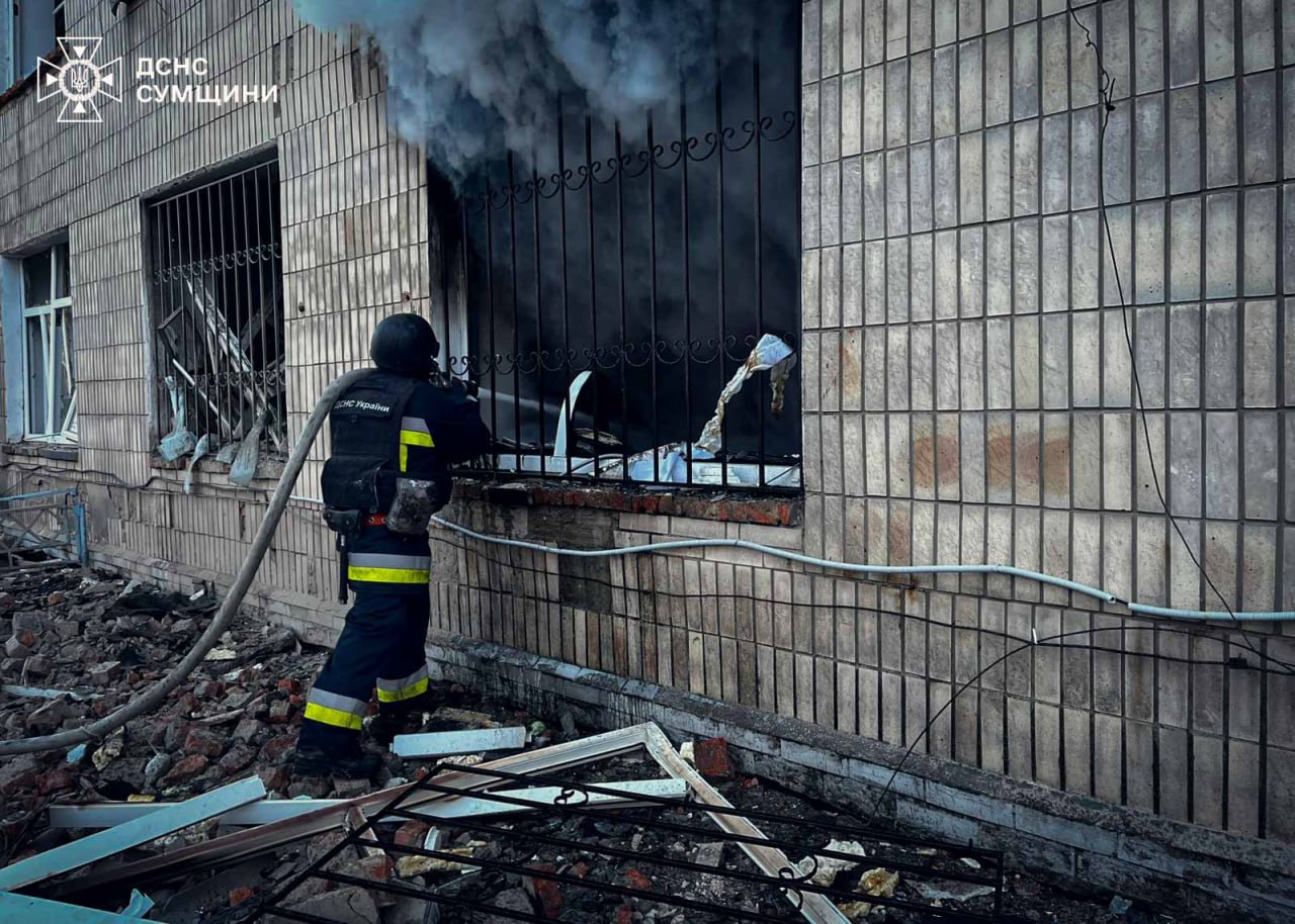 По лікарні в Краснопіллі було одразу 7 ударів