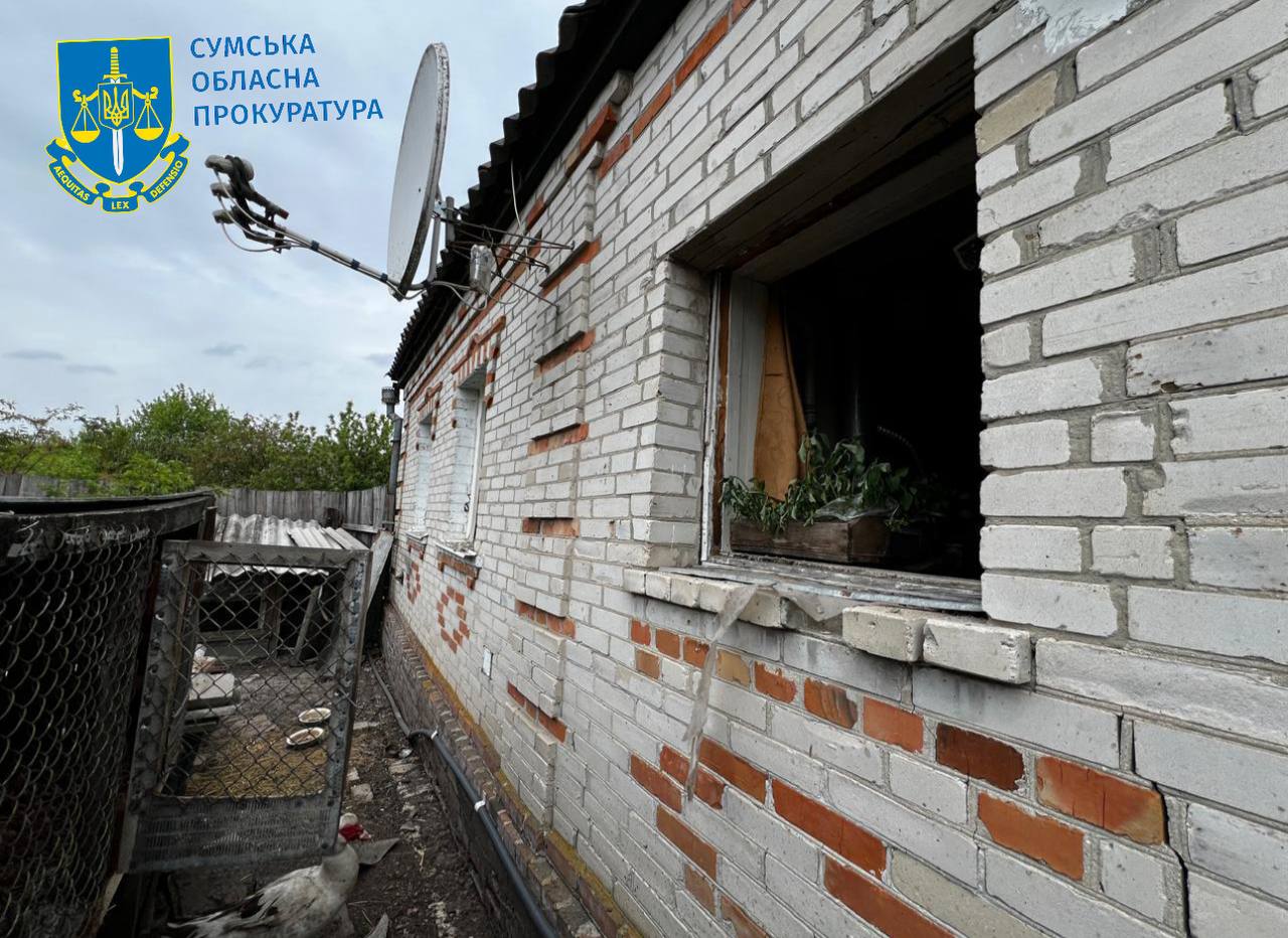 У прокуратурі показали фото з Річківської громади на Білопільщині після російської атаки