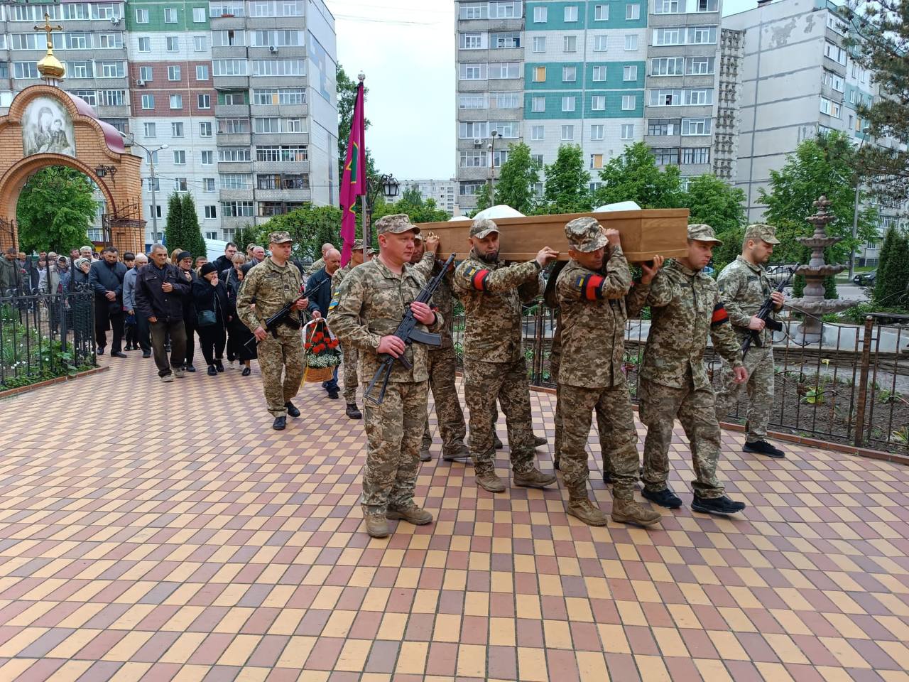 У Сумах попрощались із захисником Василем Приходьком