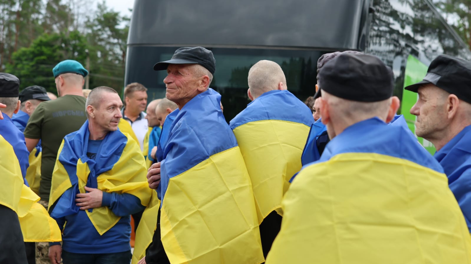Україна повертає з полону важкопоранених та тяжкохворих Захисників – черговий етап великого обміну