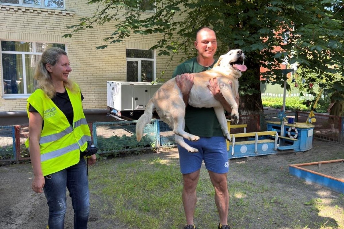 Чотирилапі терапевти: прикордонники Сумщини долучилися до каністерапії