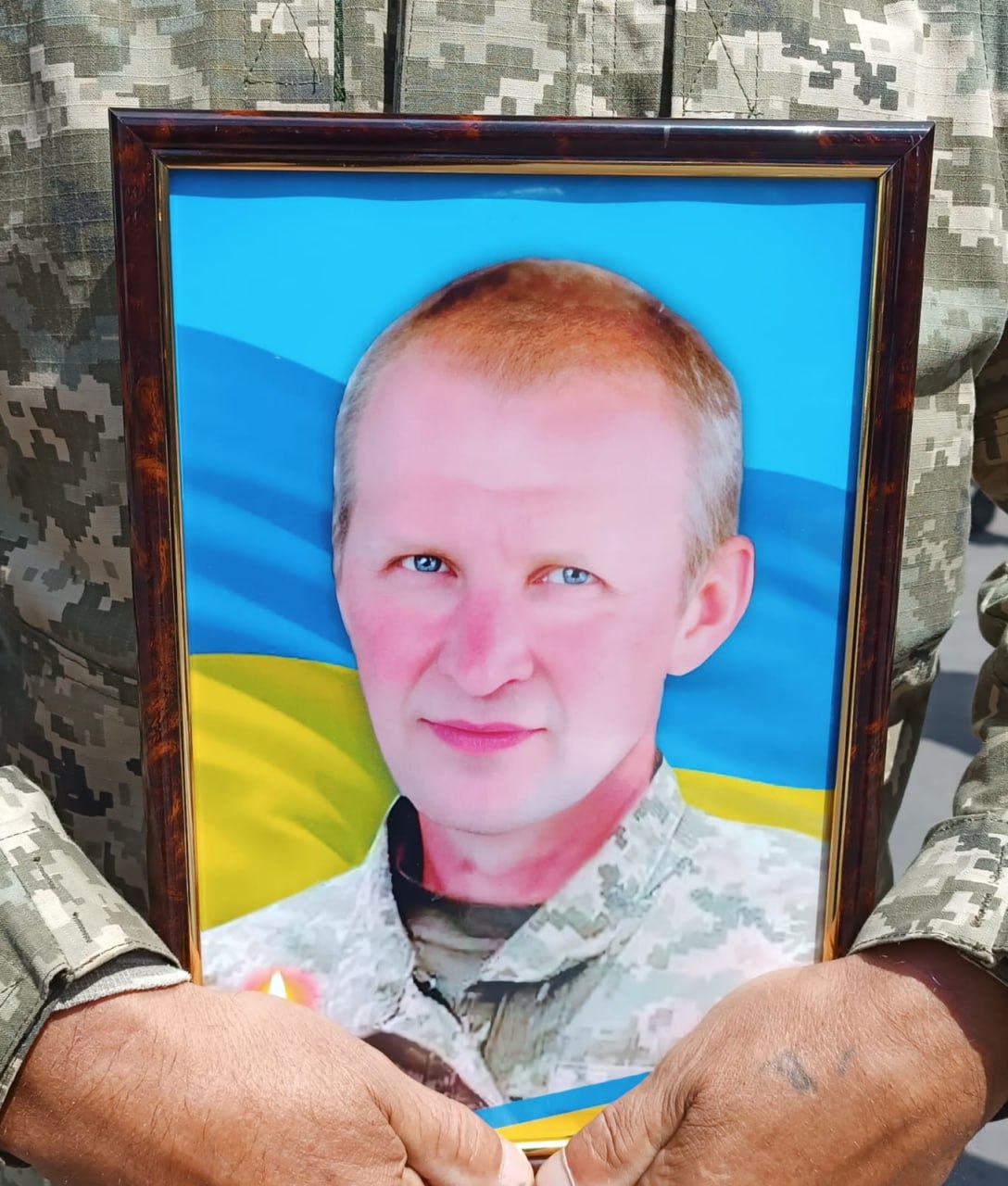 У Сумах попрощалися із захисниками Сергієм Паничем та Сергієм Бойченком, які загинули на Сумщині