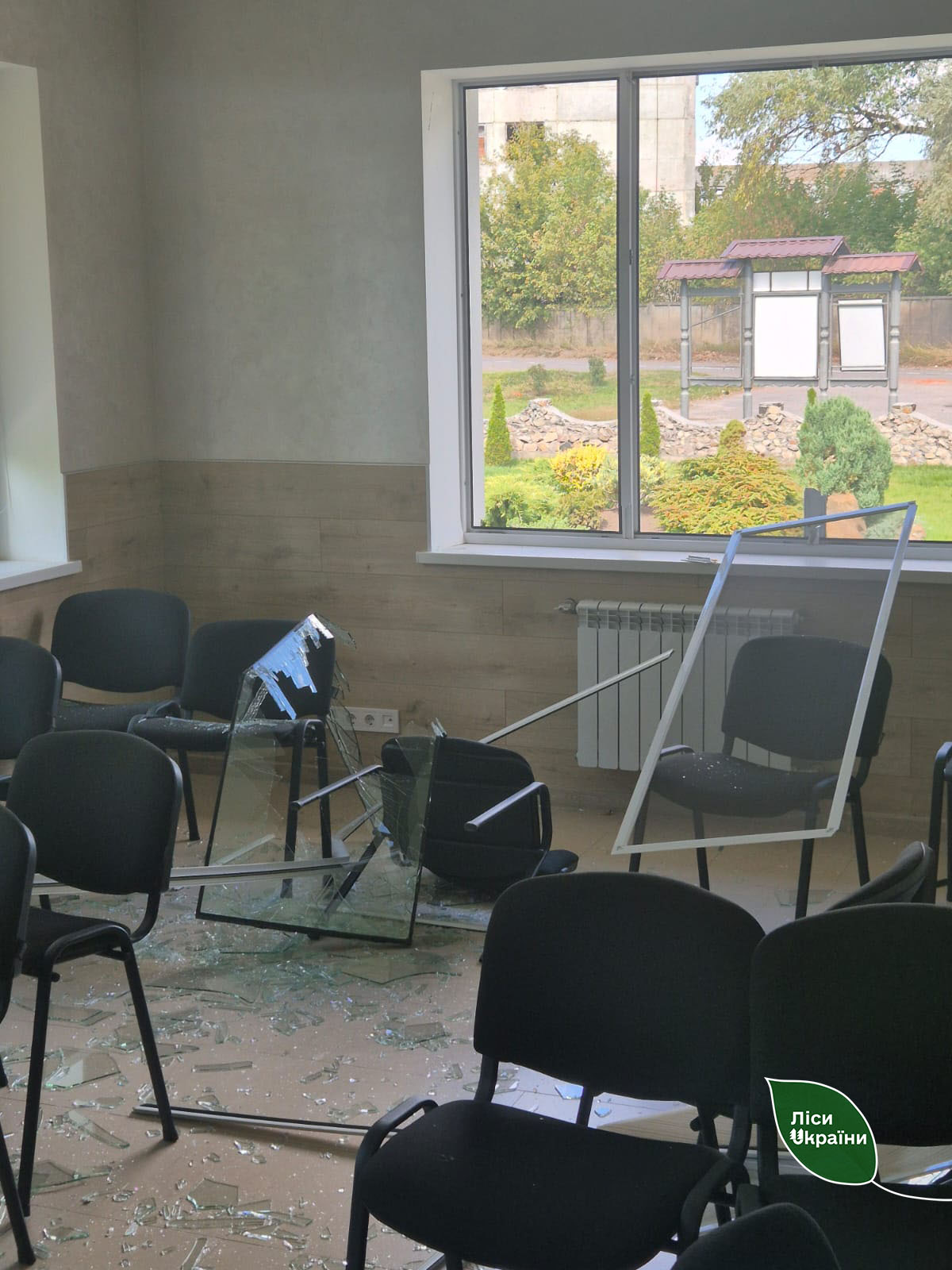 У Тростянці пошкоджено два лісництва