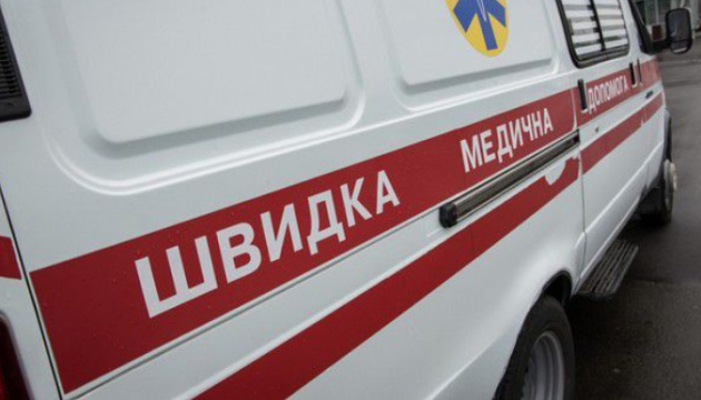 У Білопільській громаді внаслідок влучання дрона в авто поранена жінка