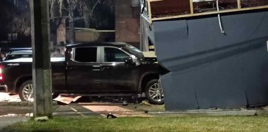 П’яне ДТП у Конотопі: водій протаранив кафе – Качура за таке вимагає довічно забирати права П’яне ДТП у Конотопі: водій протаранив кафе – Качура за таке вимагає довічно забирати права