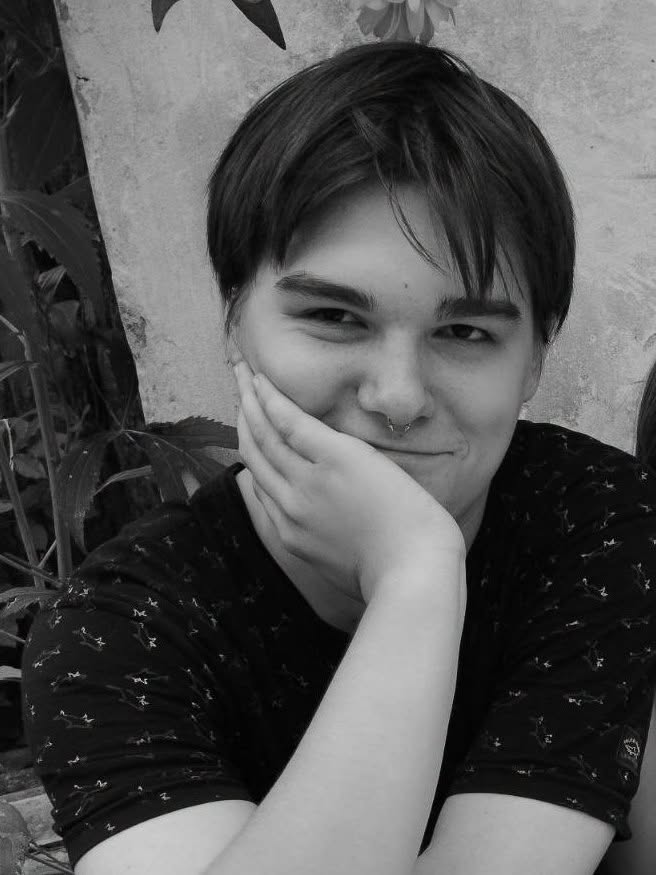 Не дожив тиждень до 20-річчя: у Києві під час російського удару загинув 19-річний глухівчанин разом із коханою