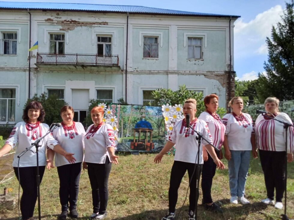 На Кролевеччині провели мистецько-благодійну акцію до Дня Незалежності України