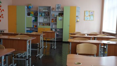 Змішаний формат та заняття в укриттях: як працюватимуть школи Сумщини у новому навчальному році