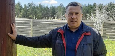 Як директор “Північного лісового офісу” ДП «Ліси України» Вʼячеслав Киченок фінансує державними мільйонами роботу своєї дружини Як директор “Північного лісового офісу” ДП «Ліси України» Вʼячеслав Киченок фінансує державними мільйонами роботу своєї дружини